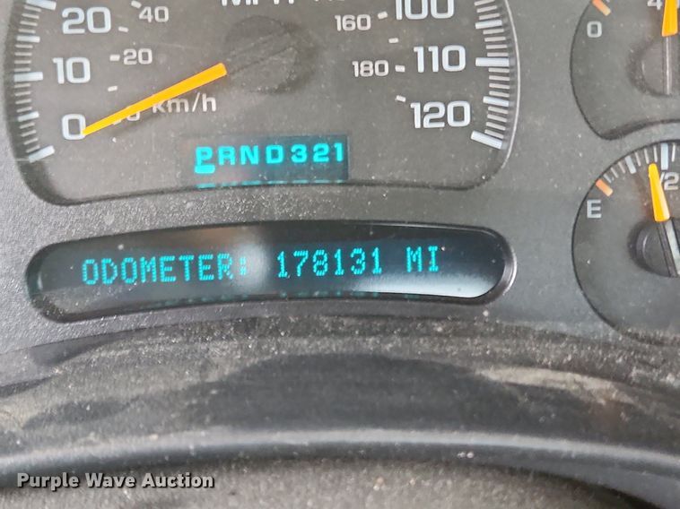 image for item LX9746 2005 Chevrolet Silverado 1500  pickup truck