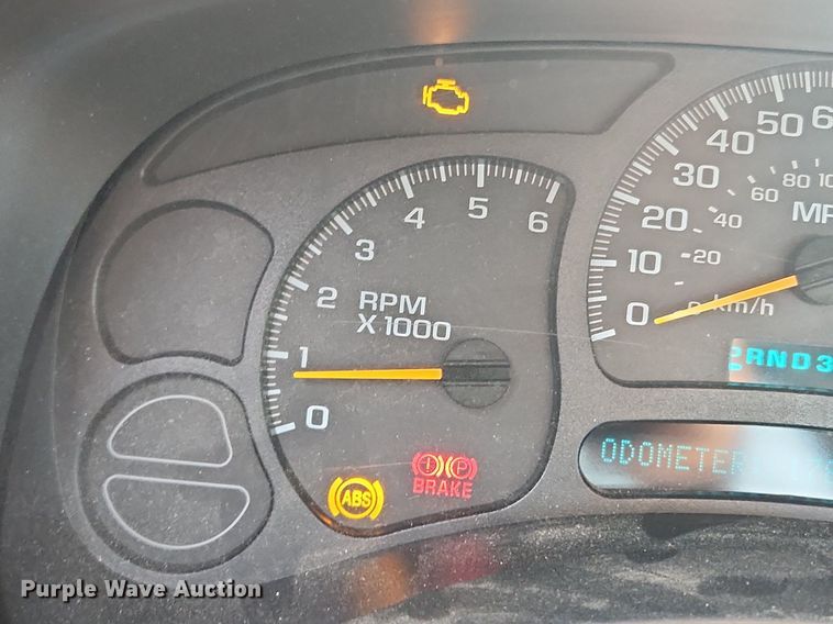 image for item LX9746 2005 Chevrolet Silverado 1500  pickup truck