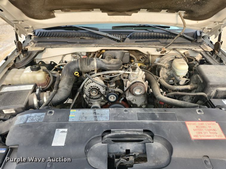 image for item LX9746 2005 Chevrolet Silverado 1500  pickup truck