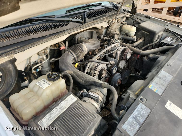 image for item LX9746 2005 Chevrolet Silverado 1500  pickup truck