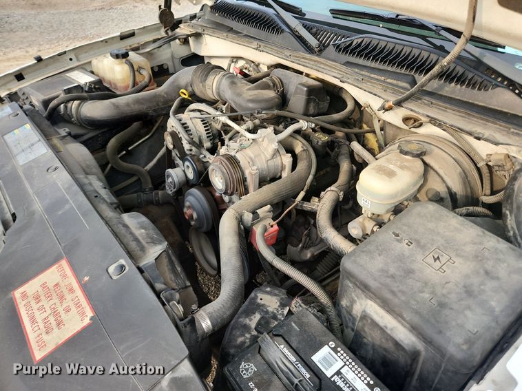 image for item LX9746 2005 Chevrolet Silverado 1500  pickup truck