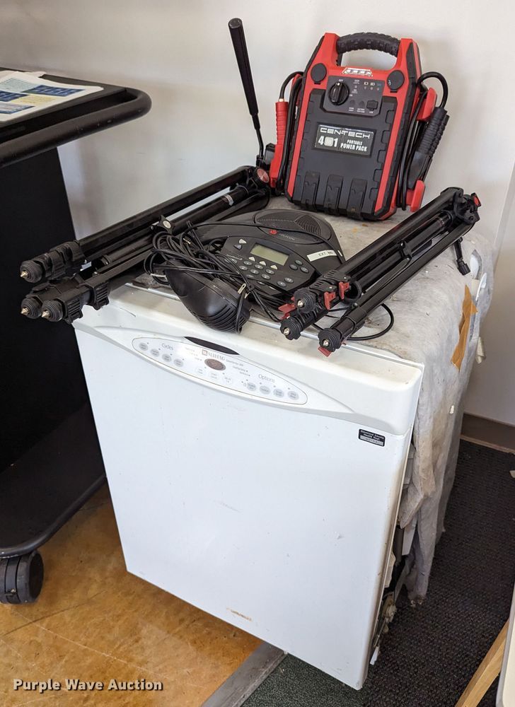 image for item LY9292 Office supplies