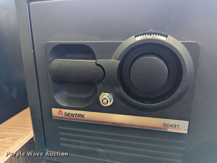 image for item LY9293 Furniture