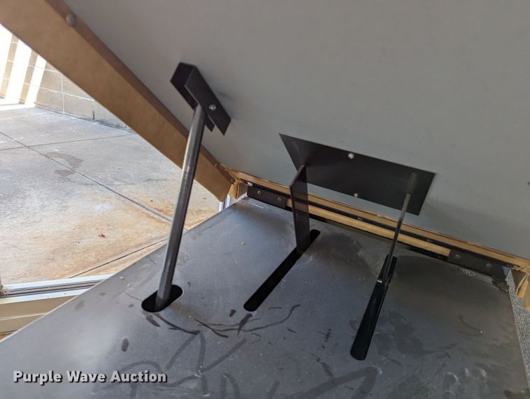 image for item LY9296 Midmark Ritter 100  examination table