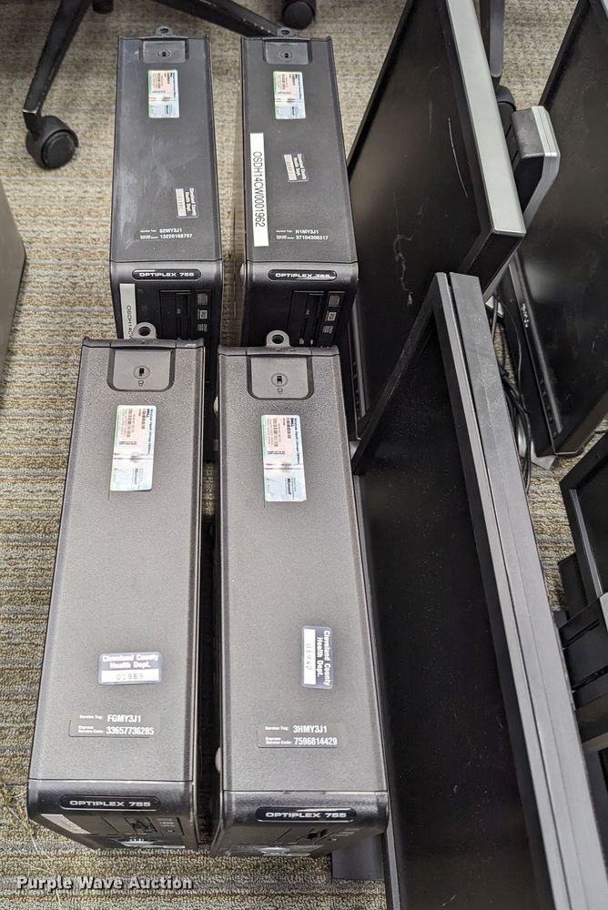 image for item LY9297 Computers