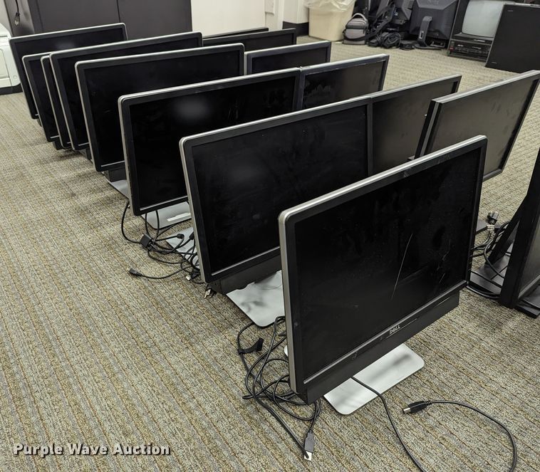 image for item LY9297 Computers