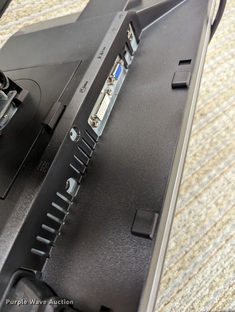 image for item LY9297 Computers