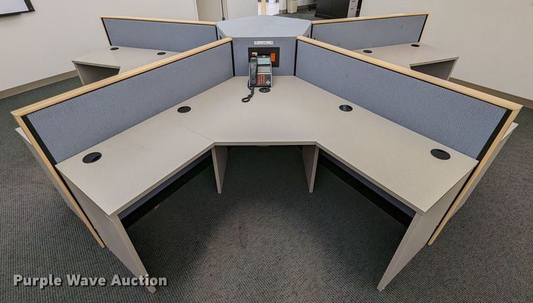 image for item LY9302 (3) pentagonal work stations