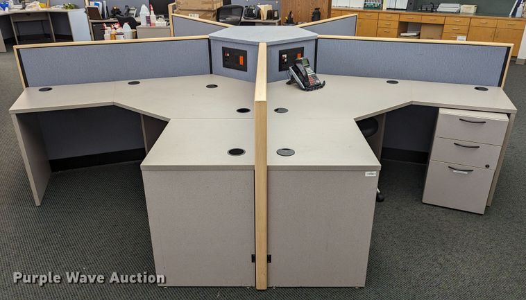 image for item LY9302 (3) pentagonal work stations