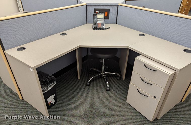 image for item LY9302 (3) pentagonal work stations