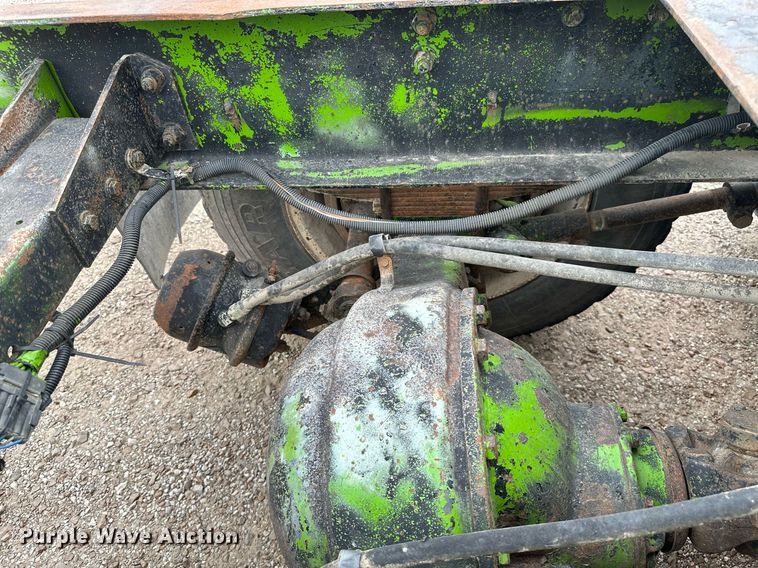 image for item MB9633 1988 Kenworth T600  semi truck