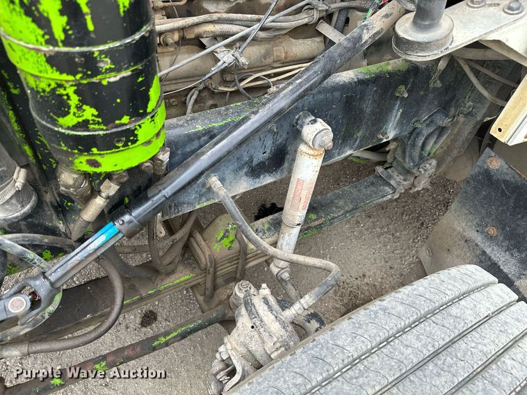 image for item MB9633 1988 Kenworth T600  semi truck