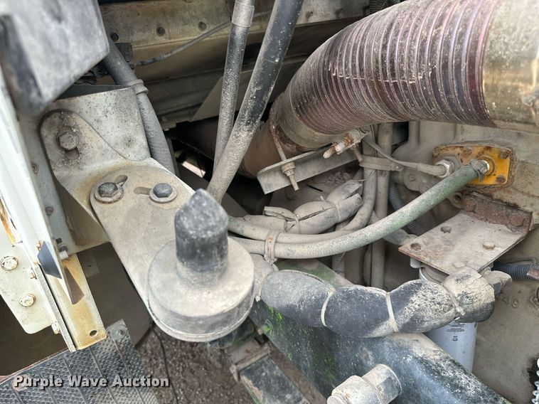 image for item MB9633 1988 Kenworth T600  semi truck