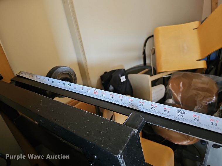 image for item MD9937 Office furniture