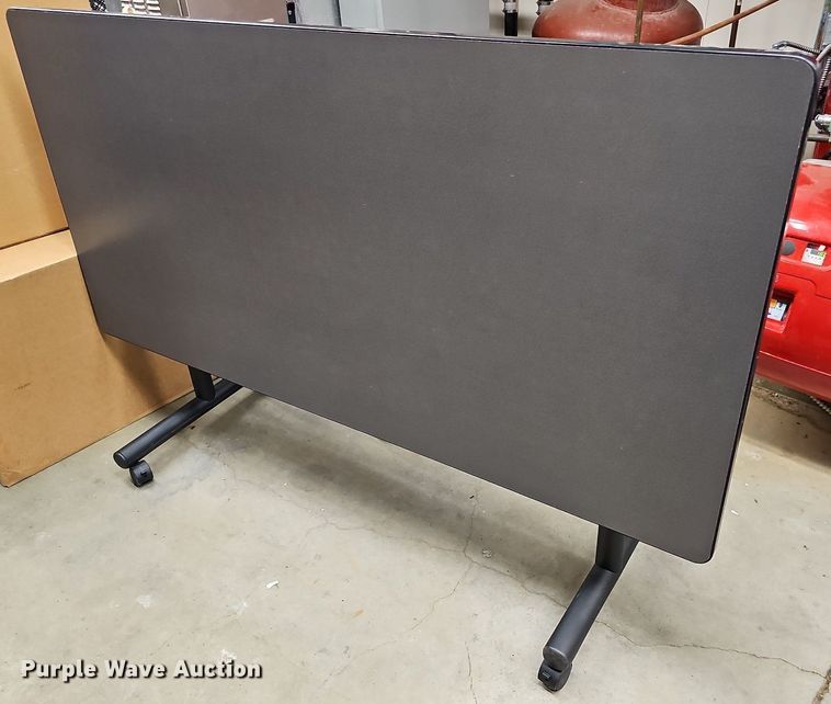 image for item MD9937 Office furniture