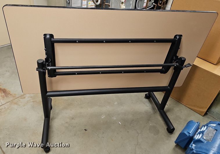 image for item MD9937 Office furniture