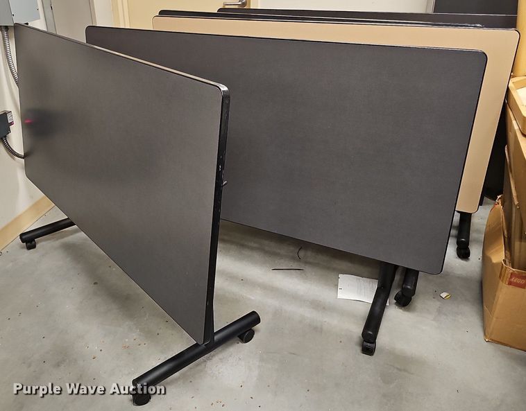 image for item MD9937 Office furniture