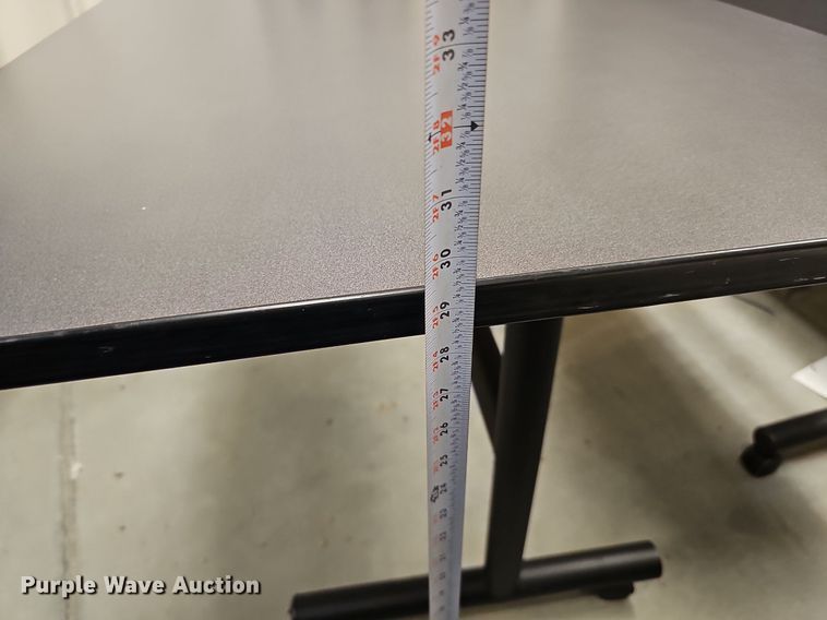 image for item MD9937 Office furniture