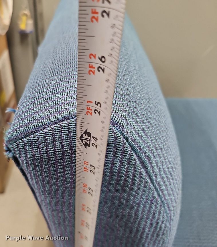 image for item MD9937 Office furniture