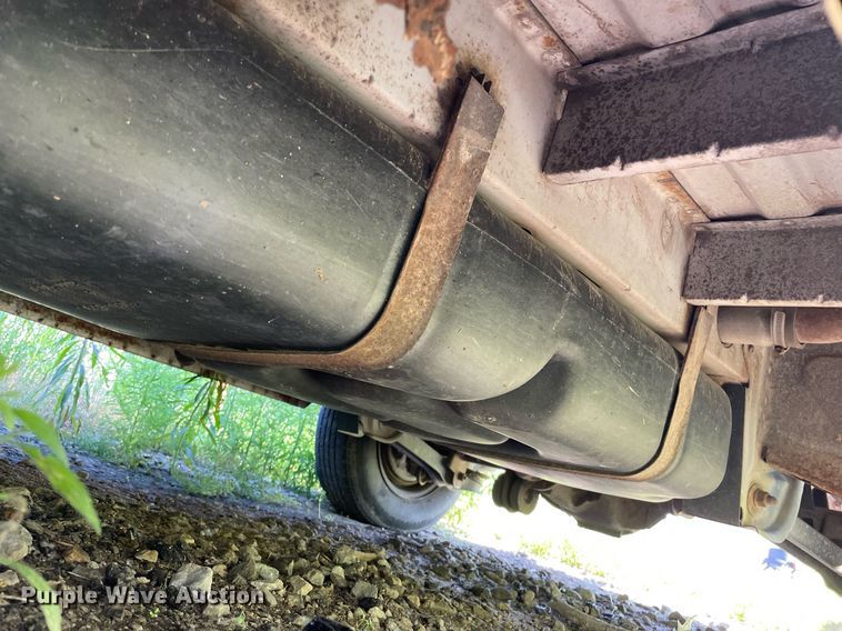 image for item ME9889 1997 Ford Aerostar  van