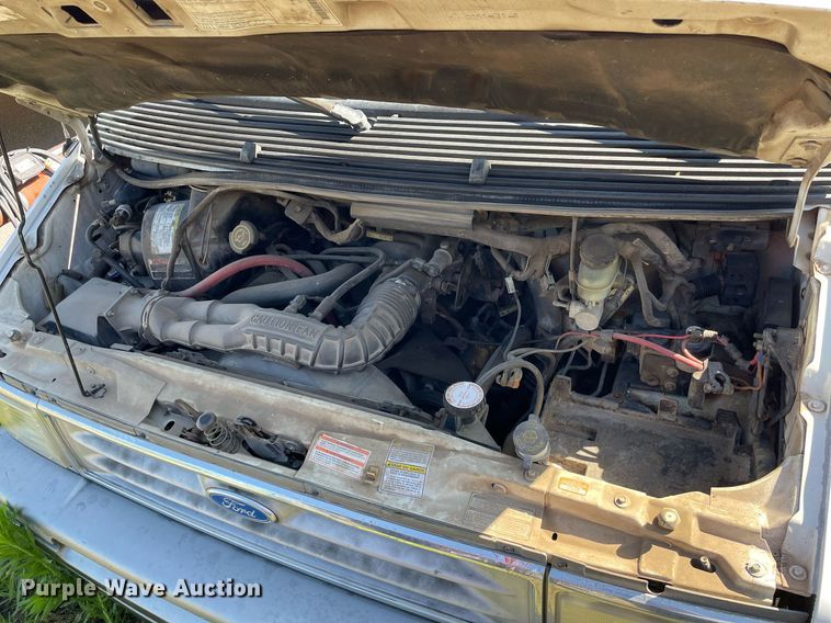 image for item ME9889 1997 Ford Aerostar  van