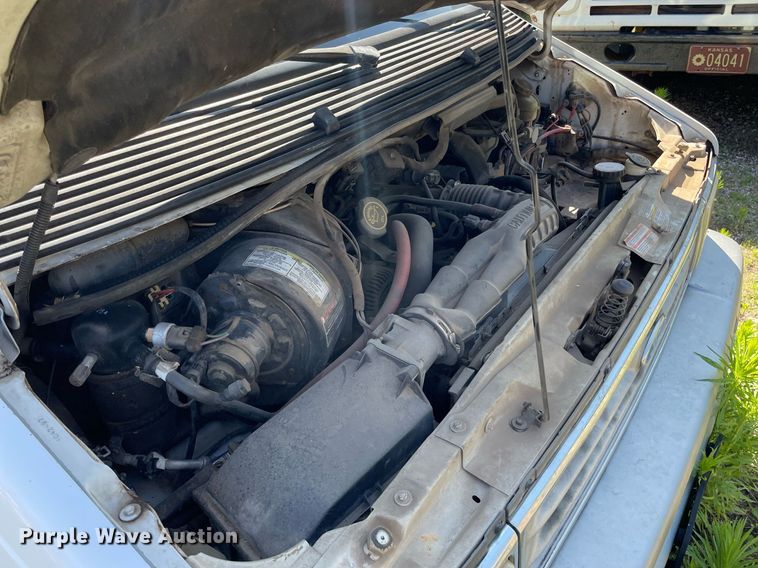 image for item ME9889 1997 Ford Aerostar  van