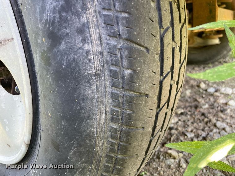 image for item ME9889 1997 Ford Aerostar  van