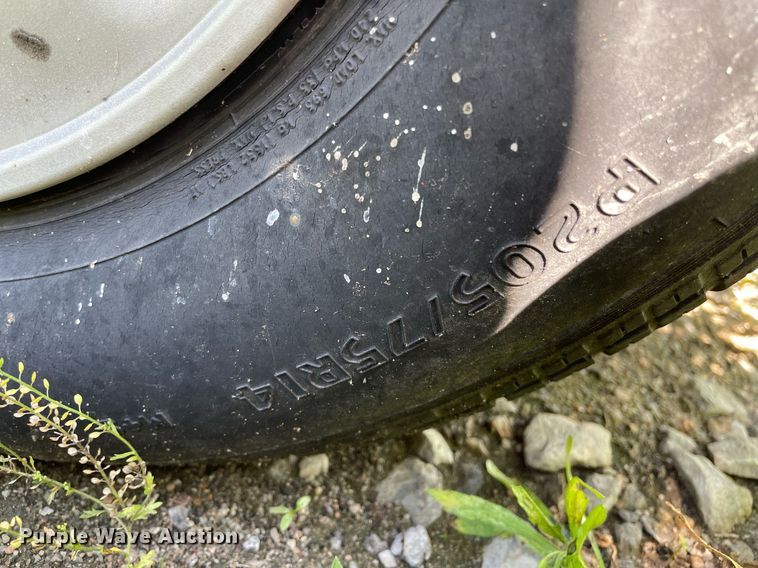 image for item ME9889 1997 Ford Aerostar  van