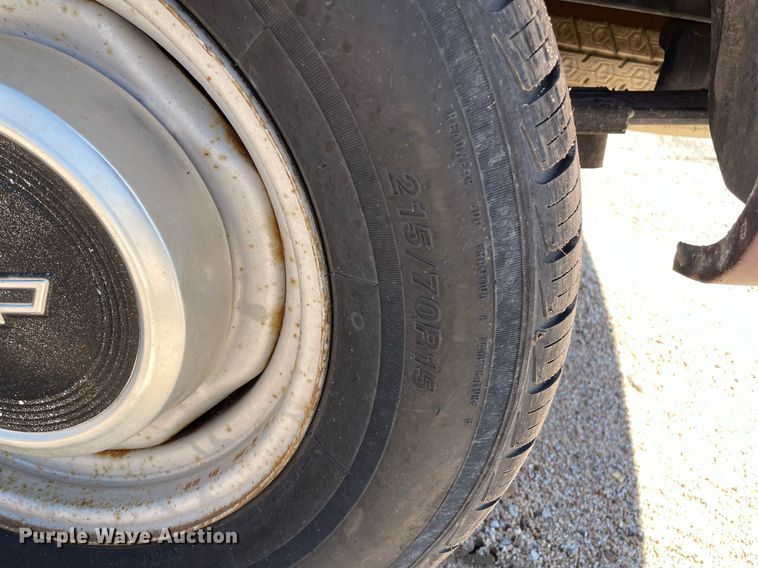 image for item ME9890 1991 Chevrolet Astro van