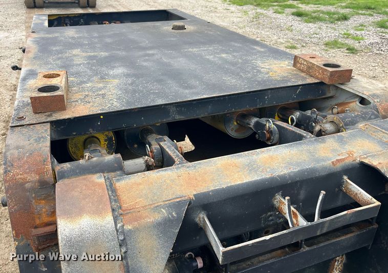 image for item MG9401 1997 Talbert  lowboy equipment trailer