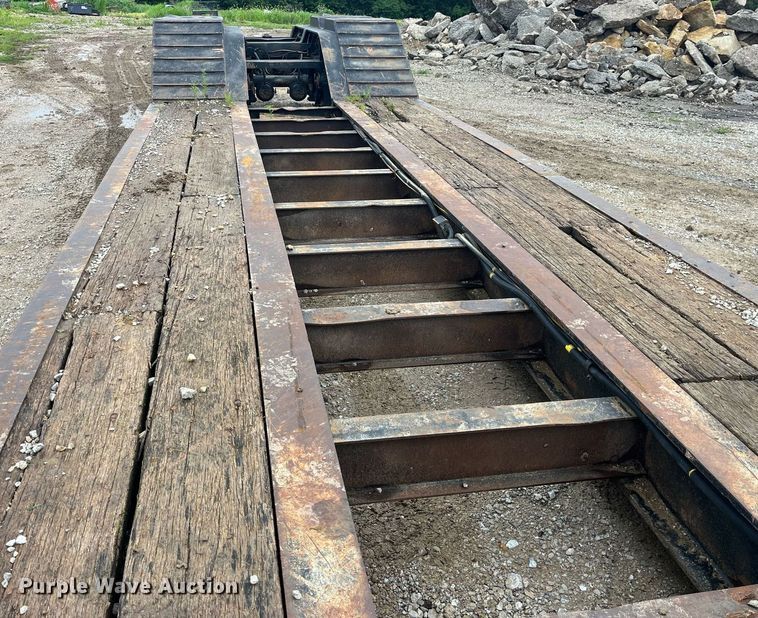 image for item MG9401 1997 Talbert  lowboy equipment trailer