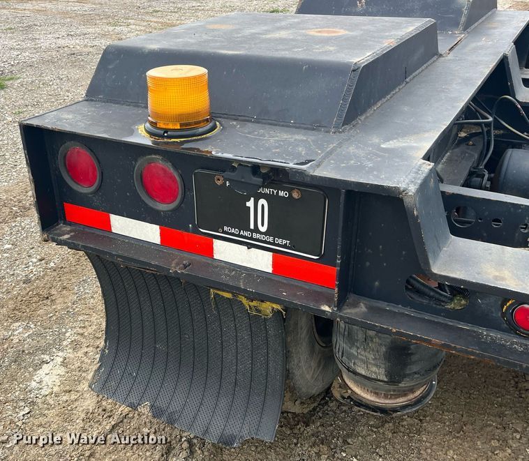 image for item MG9401 1997 Talbert  lowboy equipment trailer