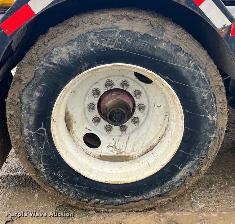 image for item MG9401 1997 Talbert  lowboy equipment trailer