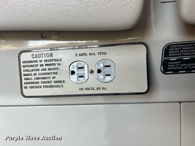 image for item MG9414 (2) Midmark 405 exam tables