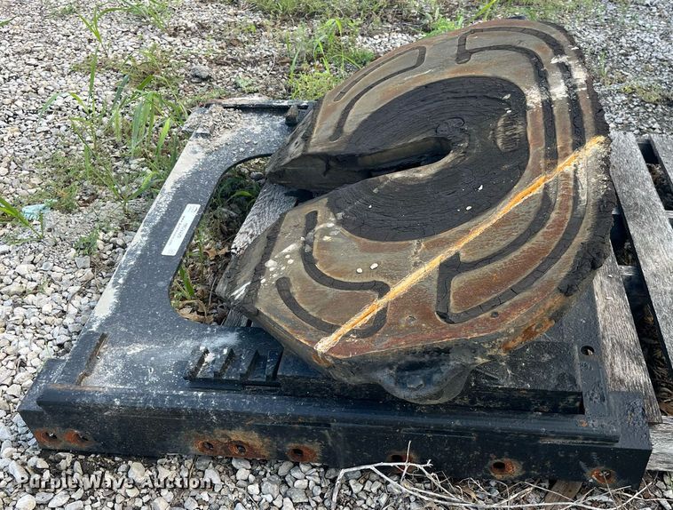 image for item MG9420 Air operated sliding fifth wheel plate