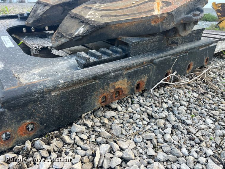 image for item MG9420 Air operated sliding fifth wheel plate