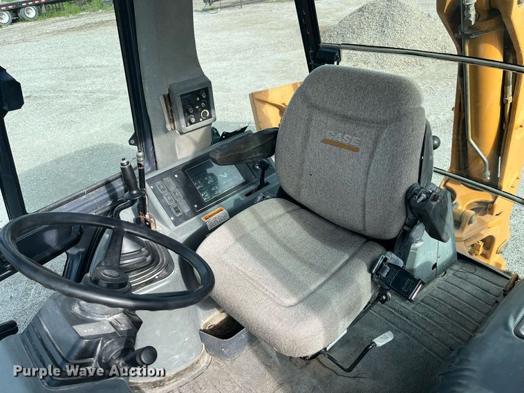 image for item MG9421 1996 Case 580 Super L  backhoe