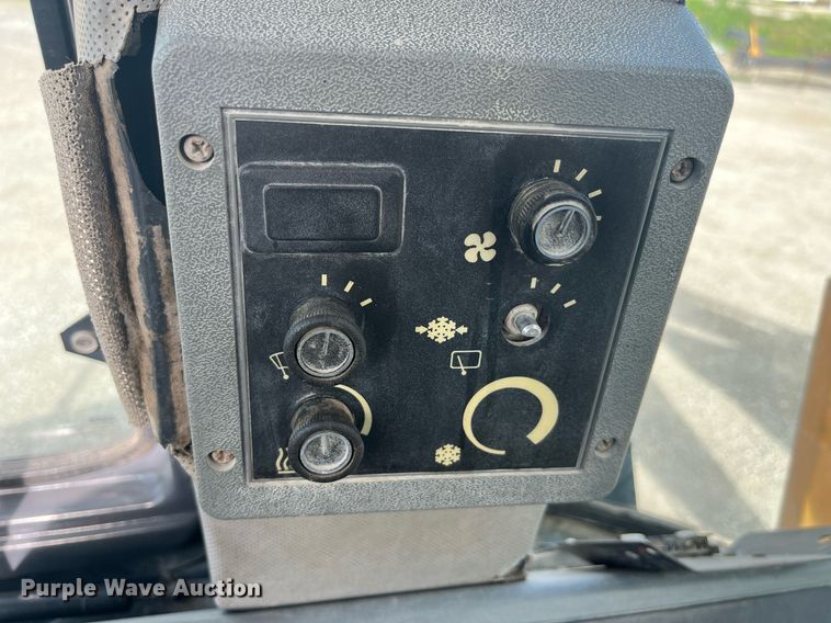 image for item MG9421 1996 Case 580 Super L  backhoe