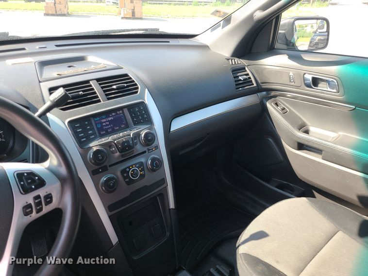 image for item MG9548 2013 Ford Explorer Police Interceptor  SUV