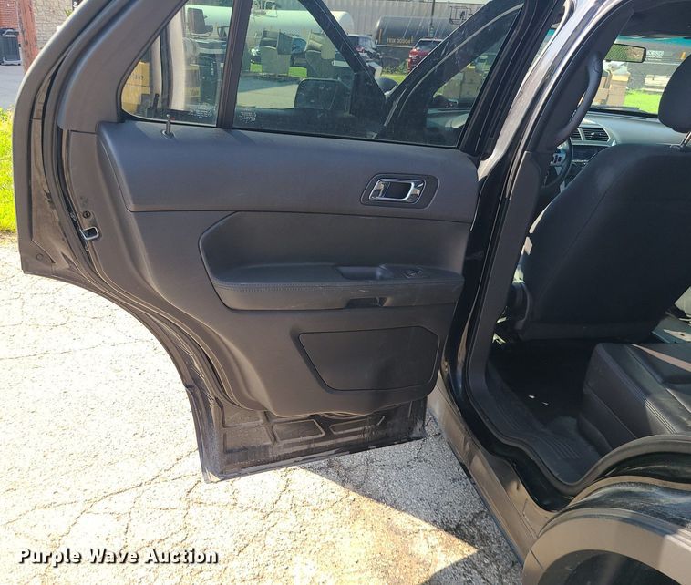 image for item MG9548 2013 Ford Explorer Police Interceptor  SUV