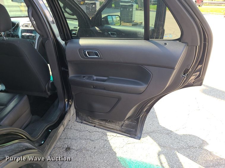 image for item MG9548 2013 Ford Explorer Police Interceptor  SUV