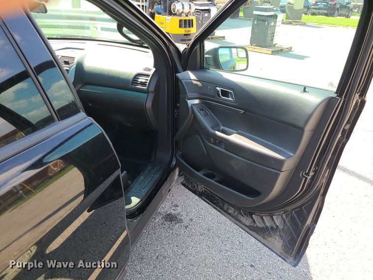 image for item MG9548 2013 Ford Explorer Police Interceptor  SUV