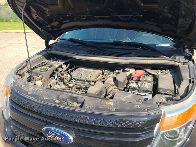 image for item MG9548 2013 Ford Explorer Police Interceptor  SUV