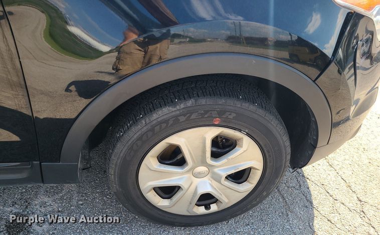 image for item MG9548 2013 Ford Explorer Police Interceptor  SUV