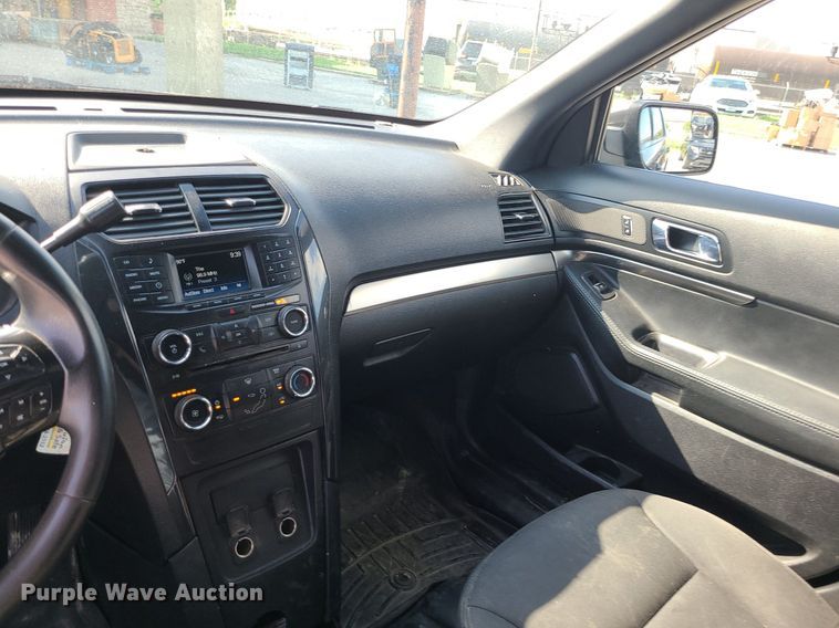 image for item MG9549 2018 Ford Explorer Police Interceptor  SUV