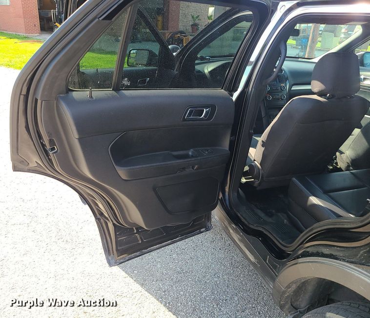 image for item MG9549 2018 Ford Explorer Police Interceptor  SUV