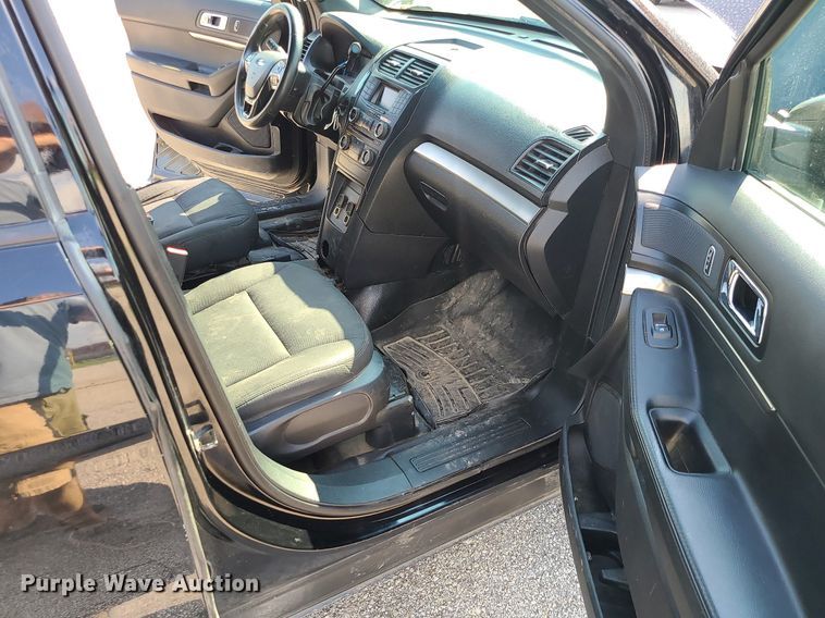 image for item MG9549 2018 Ford Explorer Police Interceptor  SUV