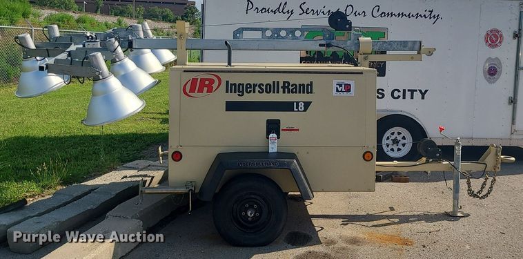 image for item MG9550 2004 Ingersoll Rand L8  light plant