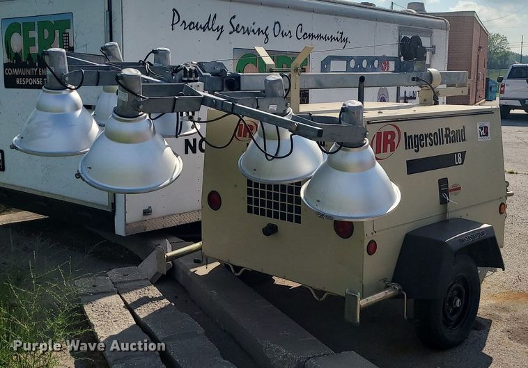 image for item MG9550 2004 Ingersoll Rand L8  light plant
