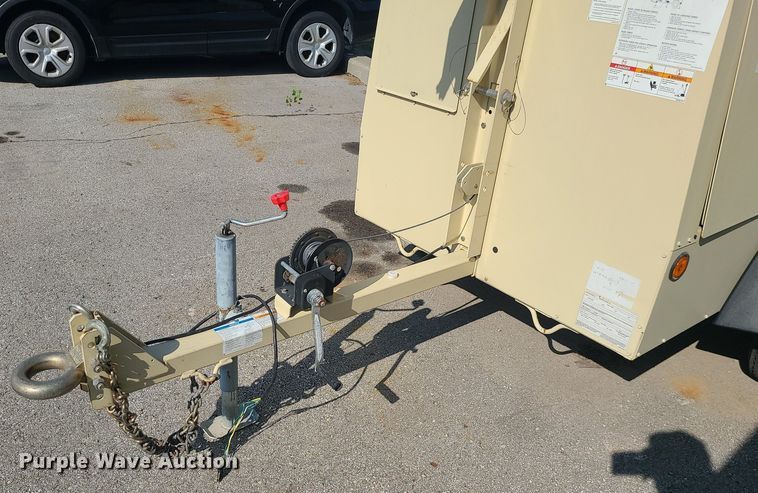 image for item MG9550 2004 Ingersoll Rand L8  light plant